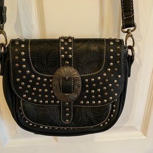 Women’s cross body hand bag